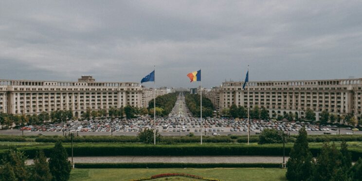 Imágen de la plaza principal de Bucarest